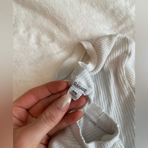 GARAGE CLOTHING TOP (S) - Picture 4 of 4